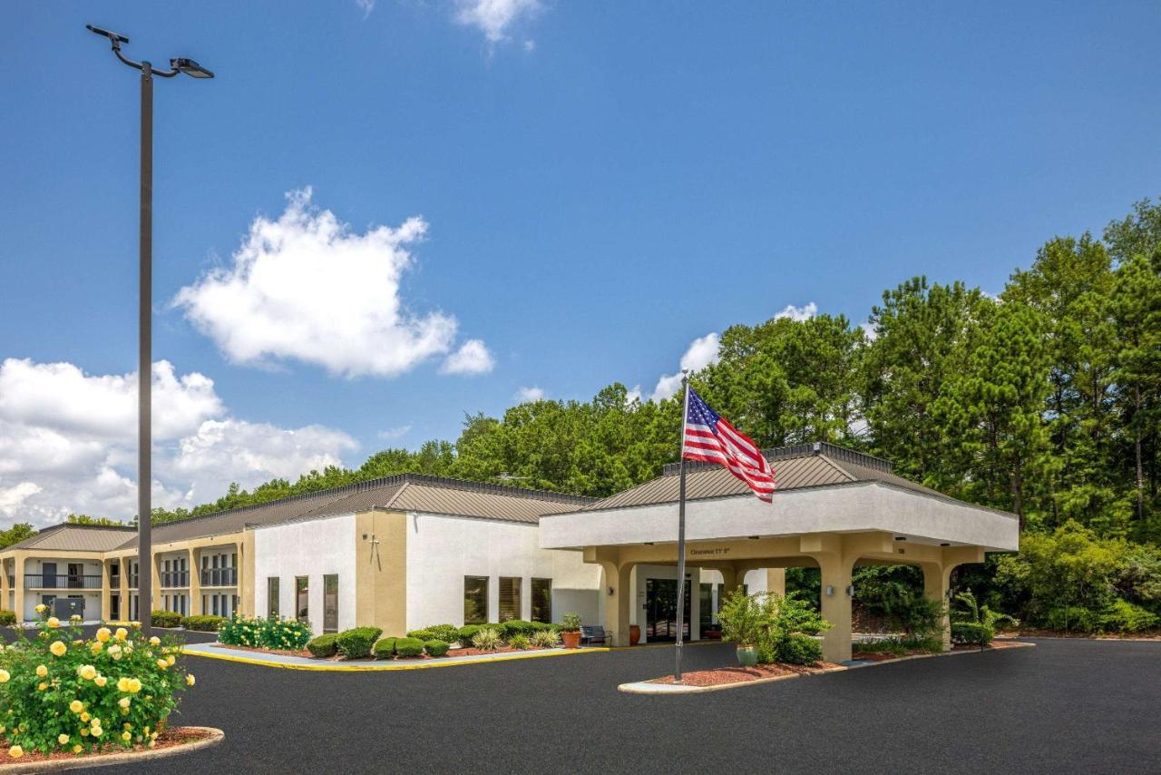 Hotel Baymont By Wyndham Columbus Ga Exterior foto